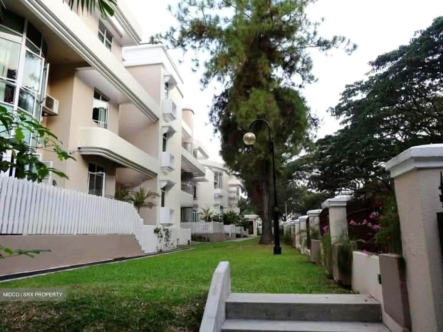 Le Loyang (D17), Apartment #637452501